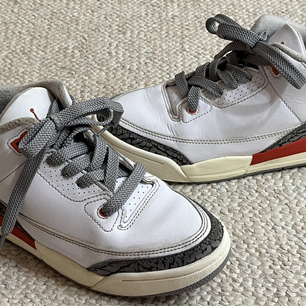 Nike Air Jordan Retro Georgia Peach Boy's Size 1.5 White Sneakers Shoes